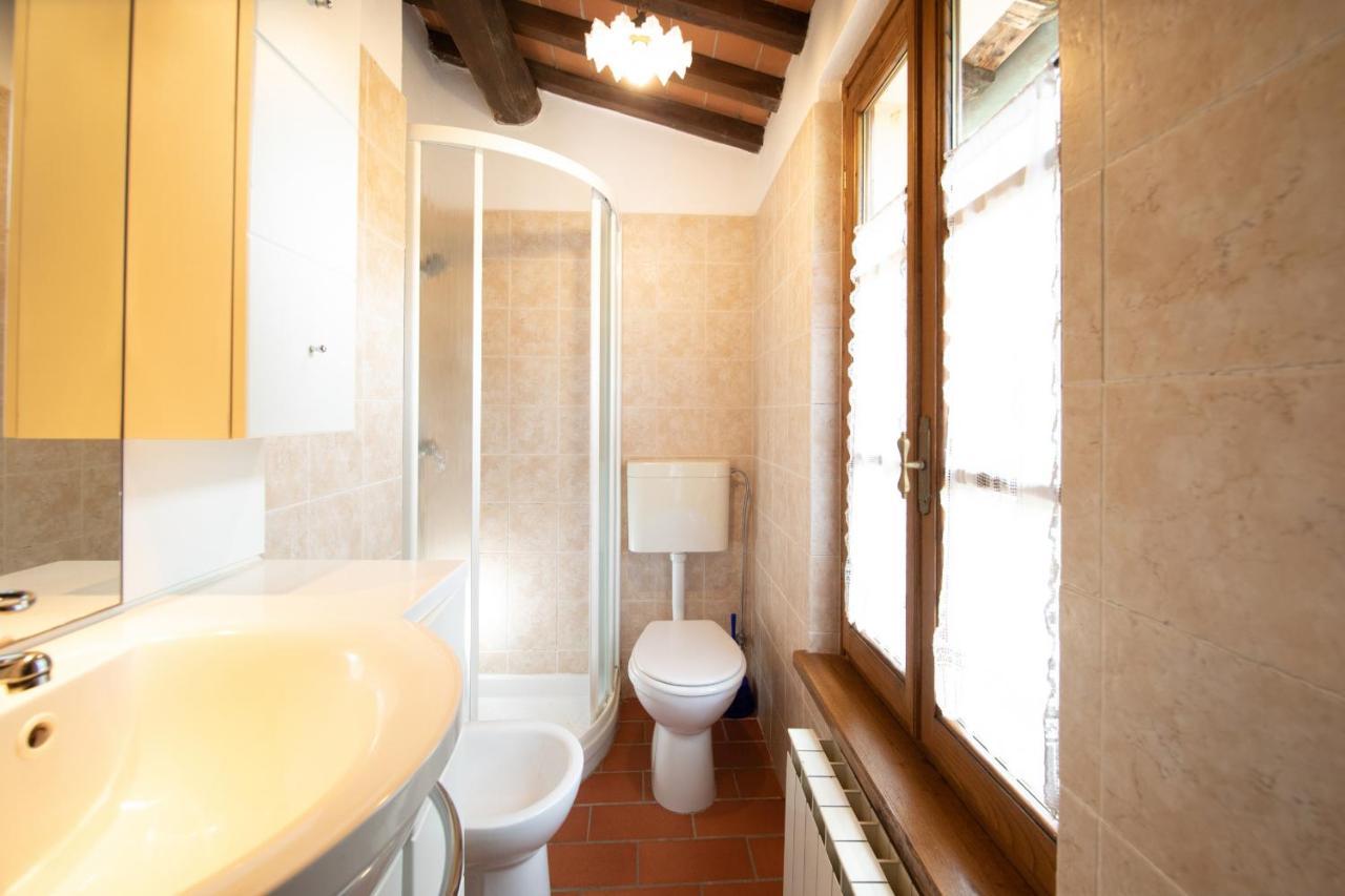 Casetta Di Butia, Ginestra Apartment With Swimming Pool Borgo a Mozzano Extérieur photo